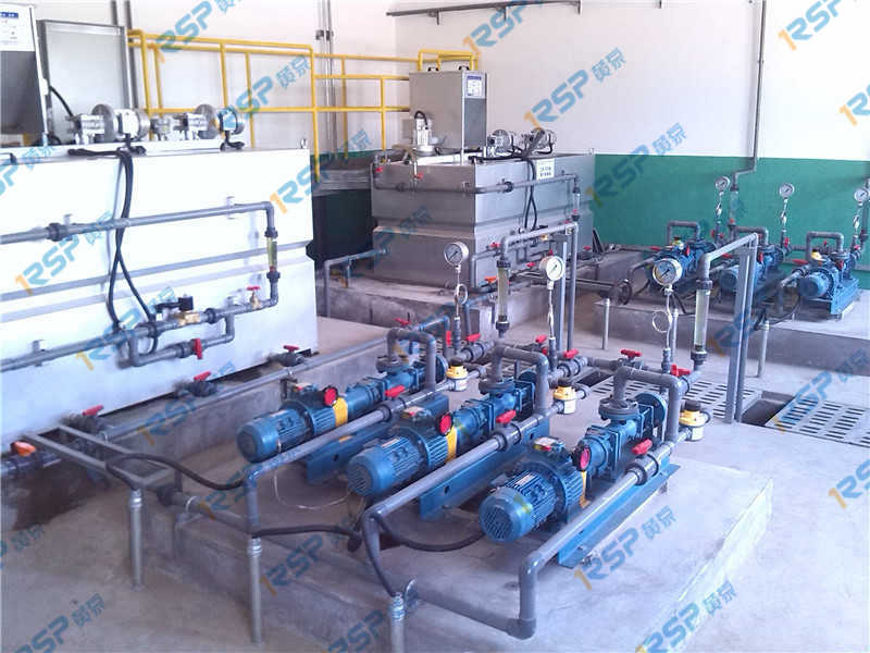 1694673807748709.jpg 5d0d92ae9411b.jpg